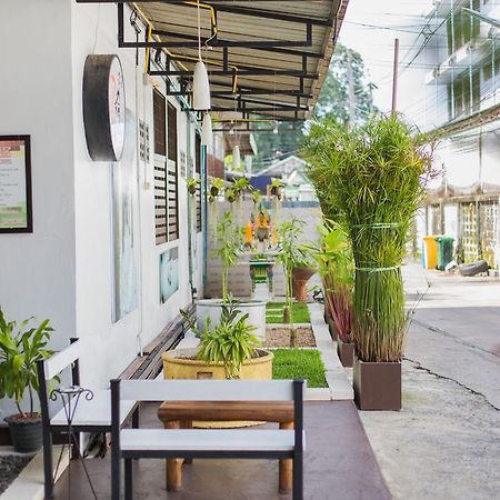 Zzhouse Hotel Chiang Mai Exterior foto