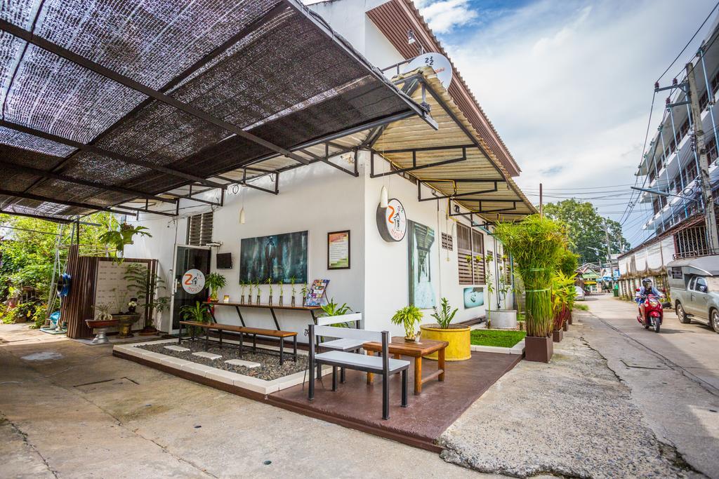Zzhouse Hotel Chiang Mai Exterior foto