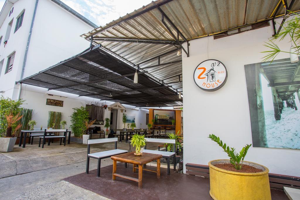 Zzhouse Hotel Chiang Mai Exterior foto