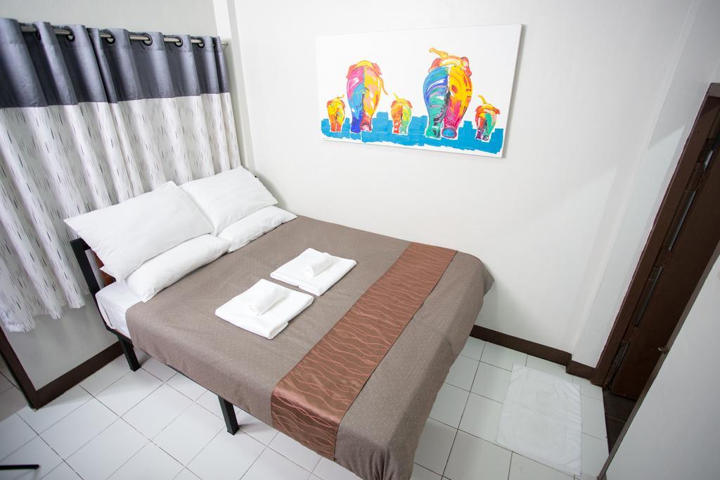 Zzhouse Hotel Chiang Mai Exterior foto