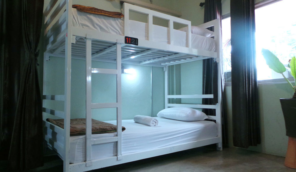 Zzhouse Hotel Chiang Mai Exterior foto
