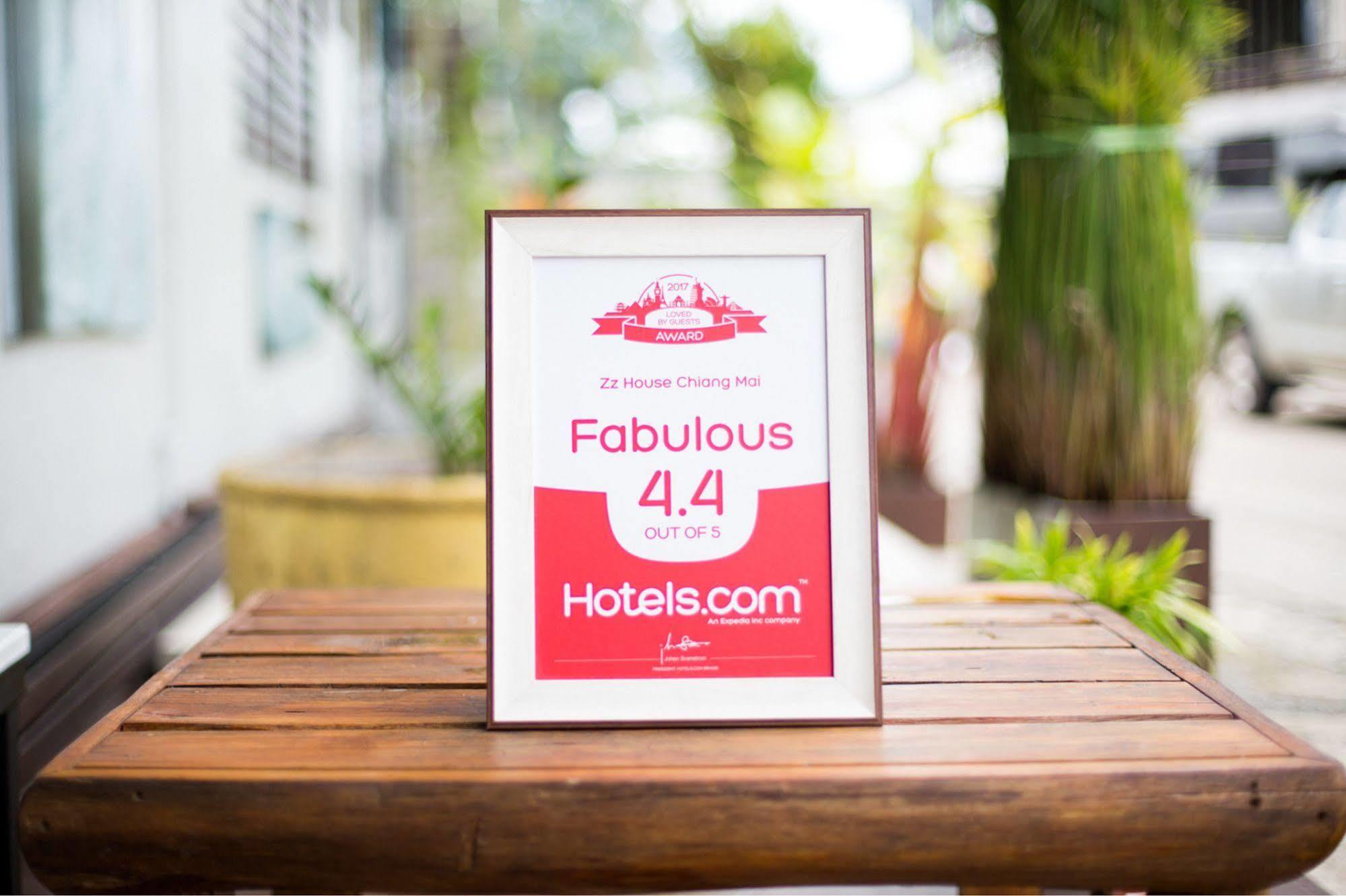 Zzhouse Hotel Chiang Mai Exterior foto